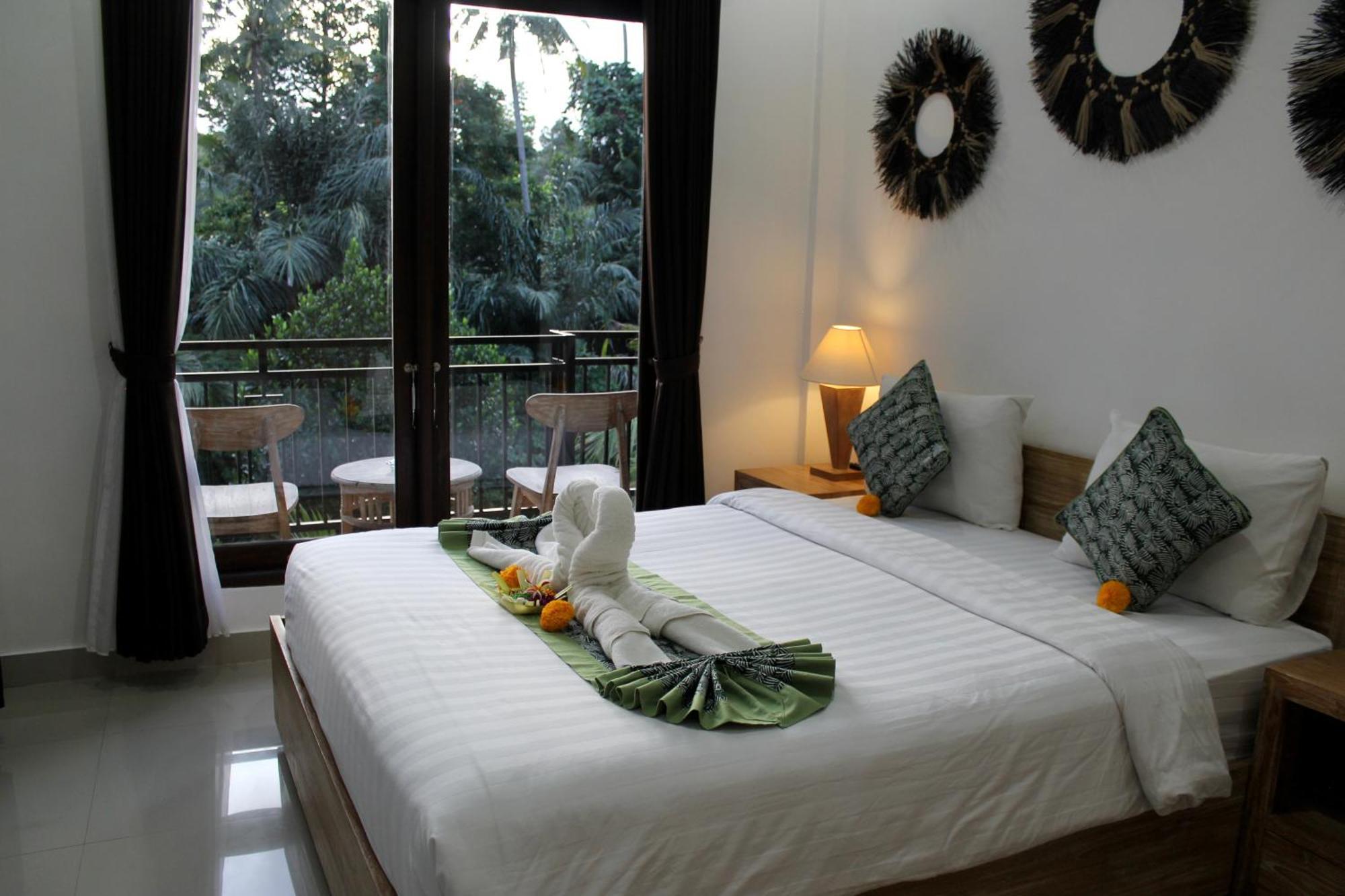 Hanaka Riverside Ubud ภายนอก รูปภาพ