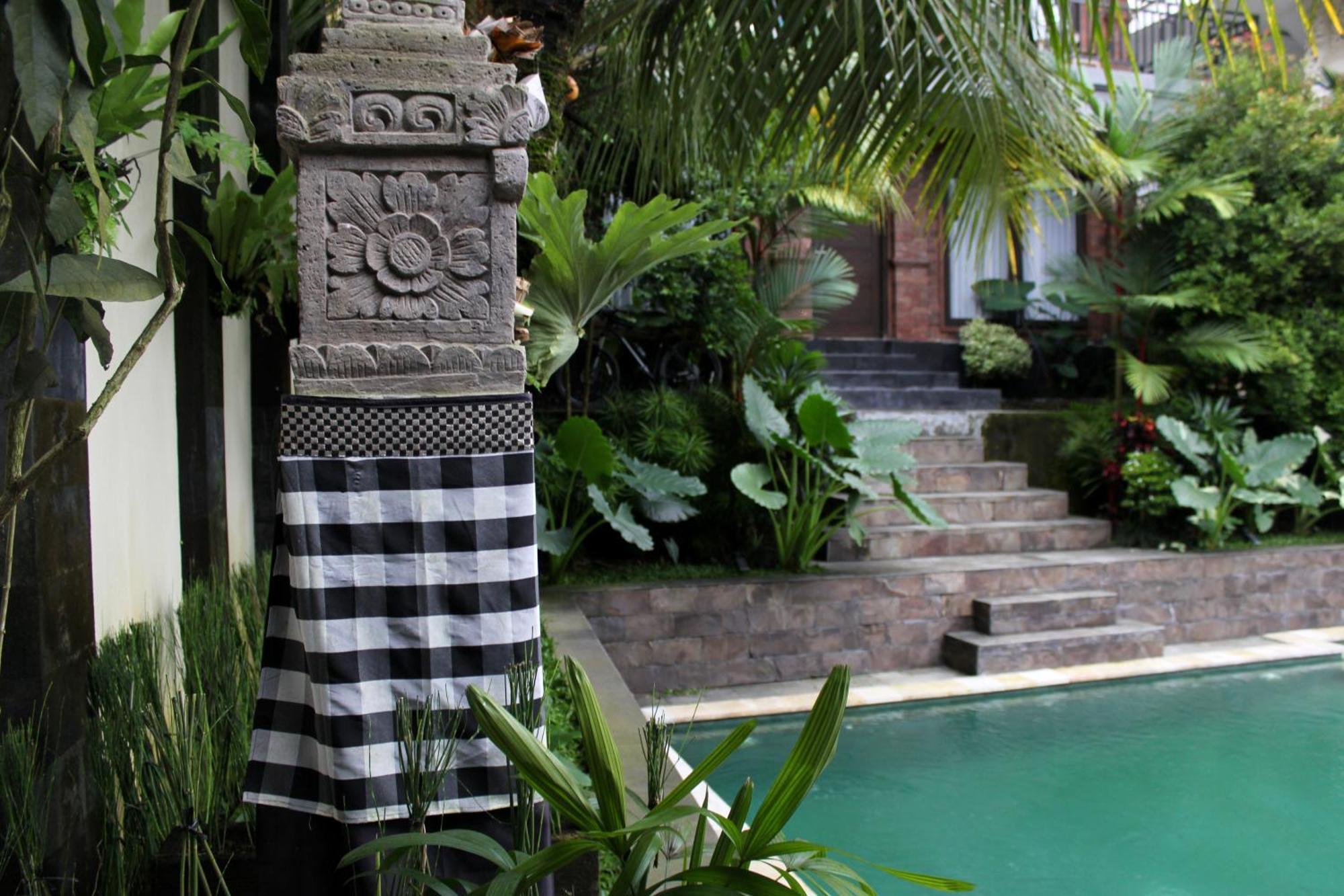 Hanaka Riverside Ubud ภายนอก รูปภาพ
