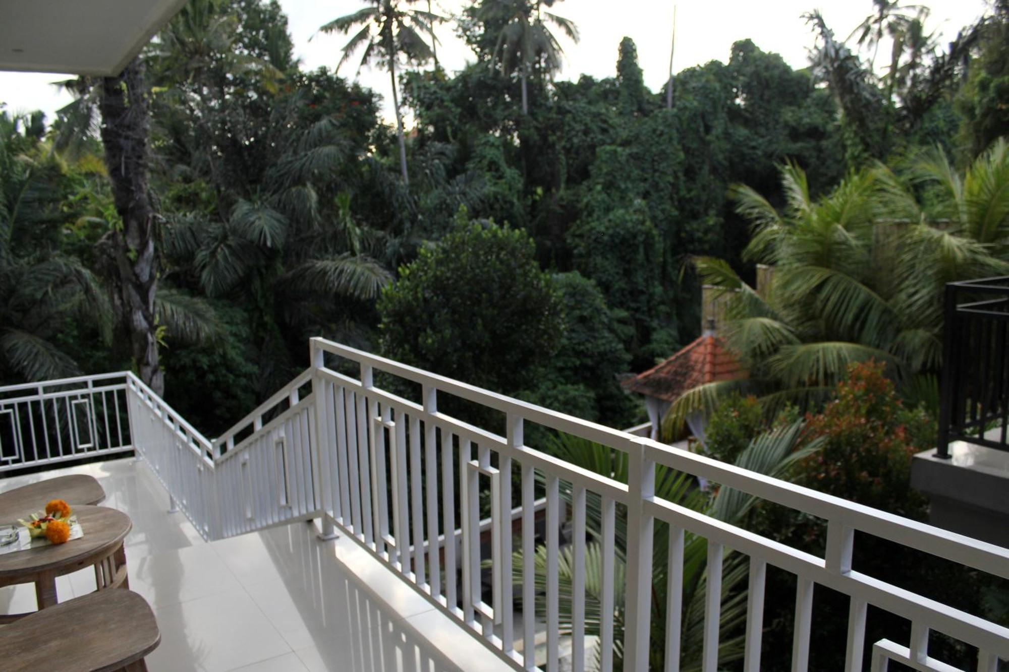Hanaka Riverside Ubud ภายนอก รูปภาพ